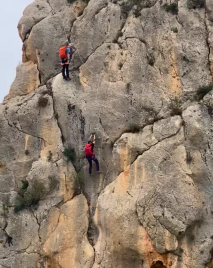 vías ferratas, escalada, senderismo, cuenca, que hacer en cuenca, turismo activo, Vía ferrata El Bolón