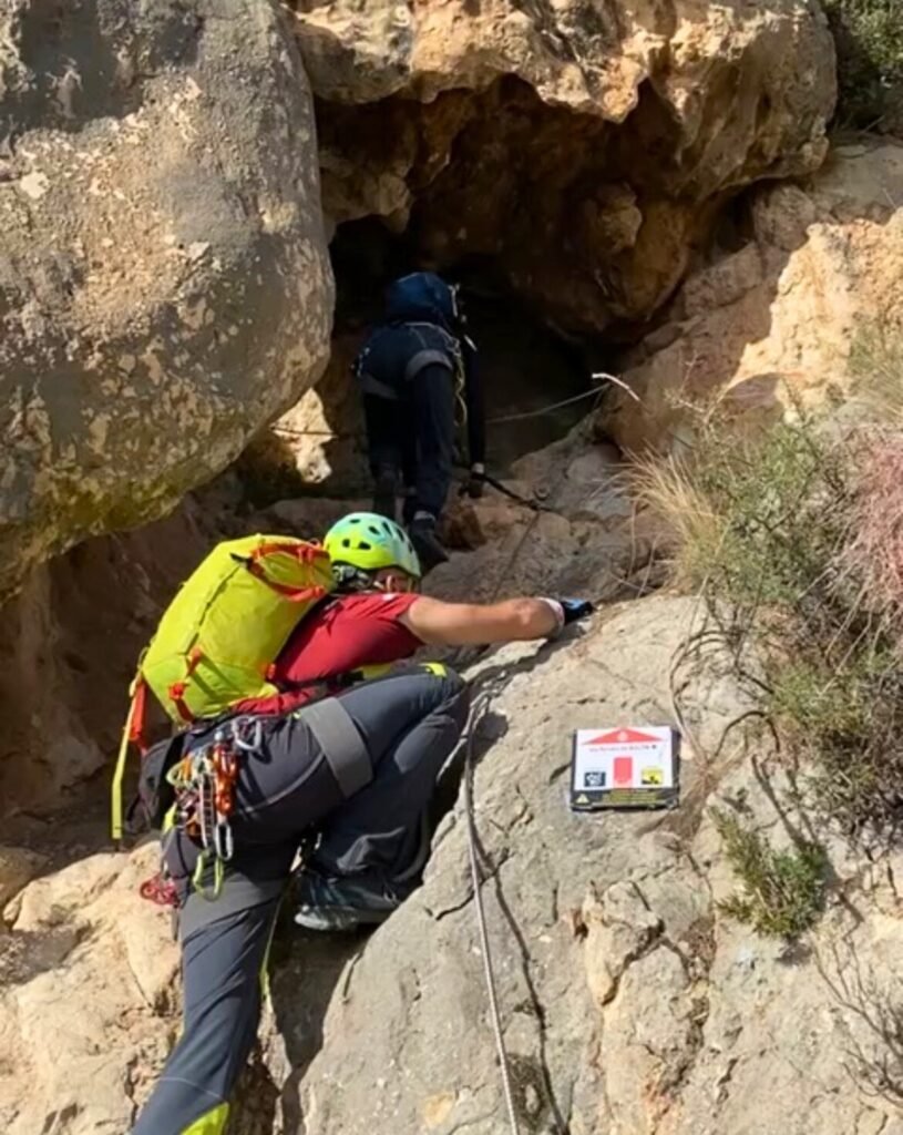 vías ferratas, escalada, senderismo, cuenca, que hacer en cuenca, turismo activo, Vía ferrata El Bolón