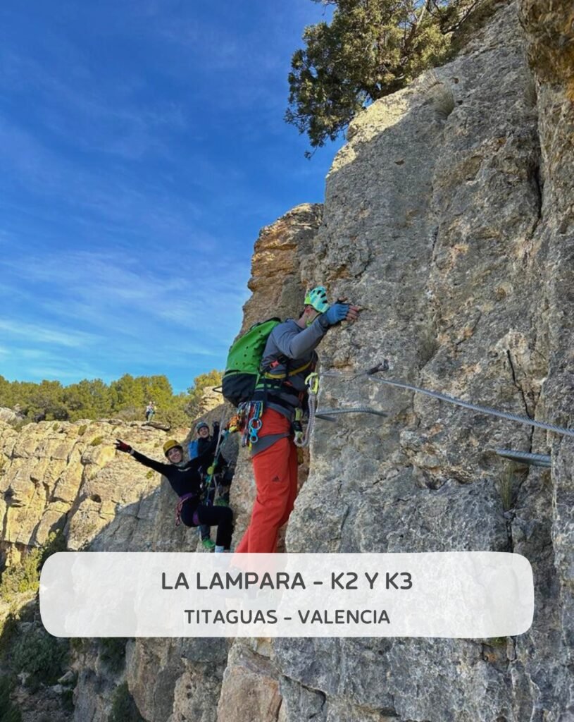 Vias ferratas, senderismo, naturaleza, turismo deportivo, travel, mountains, climbing, escalada
