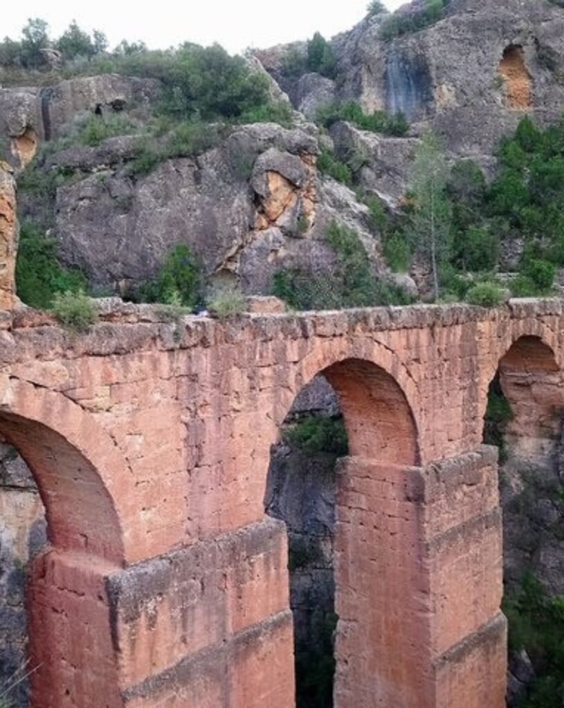 Acueducto Romano Calles