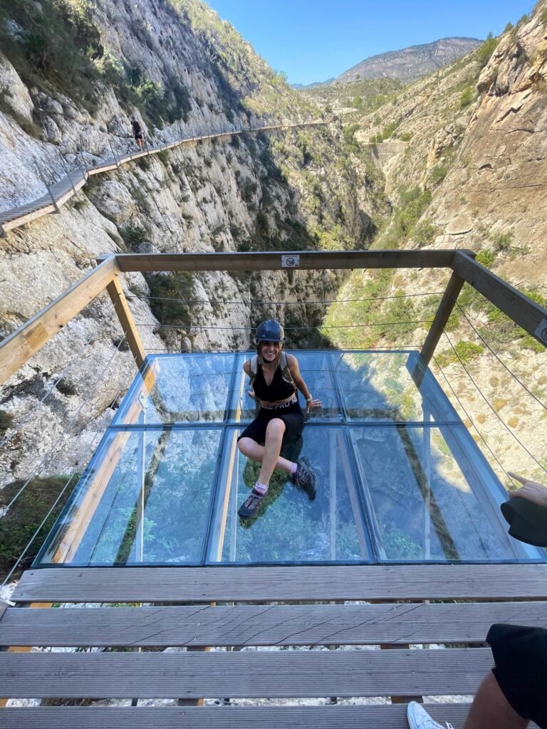 Pasarelas-de-Relleu-mirador-de-cristal