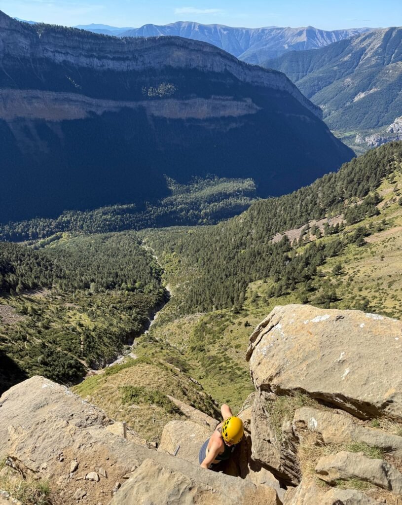 Clavijas de cotatuero y faja de las flores Ordesa y Monte Perdido